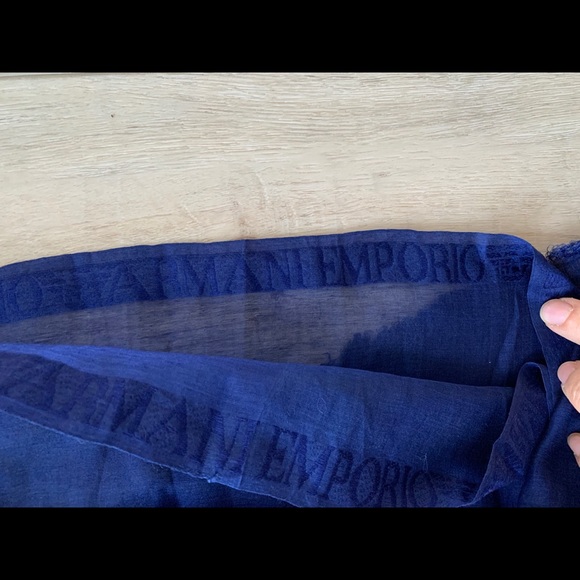 Emporio Armani scarf-stole - Picture 3 of 9